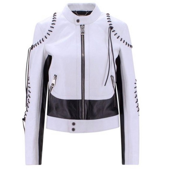 Super high end Chloé leather jacket with beautiful stitching.